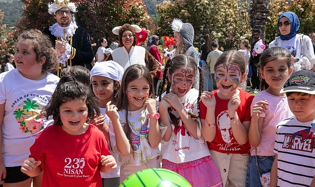 Güzelbahçe'de 23 Nisan Etkinlikleri: Müziksiz Kutlama ve Dolu Program