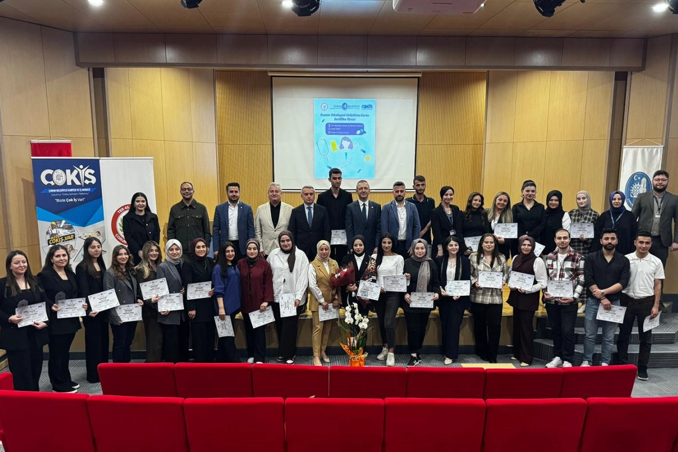 Çorum'da Farmahane Kursu Tamamlandı: 29 Kursiyer Sertifika Aldı