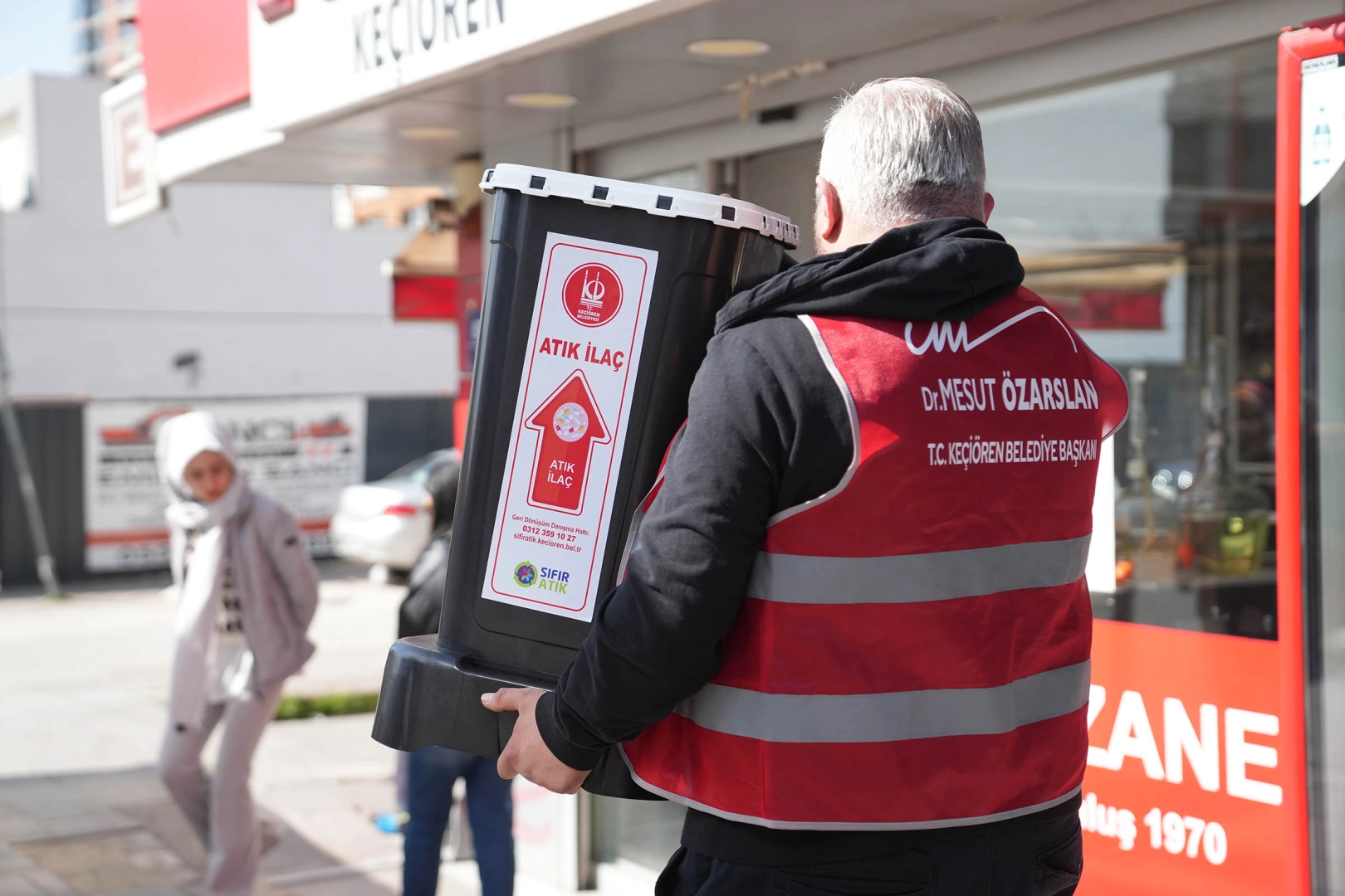 Keçiören'de Atık İlaçlar Artık Eczanelerde Toplanacak: 2 Önemli Proje