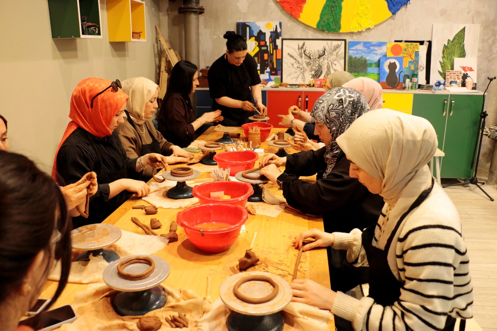 SEKA Kâğıt Müzesi'nde Çamurdan Sanata Dönüşüm: 4 Haftalık Eğitim Başladı