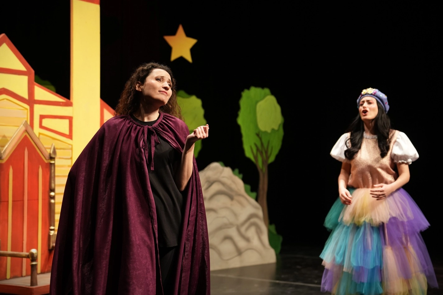 Keçiören'de 5 Yaş Üstü Çocuklar İçin 'Sihirli Madalyon' Oyunu Sahnelendi