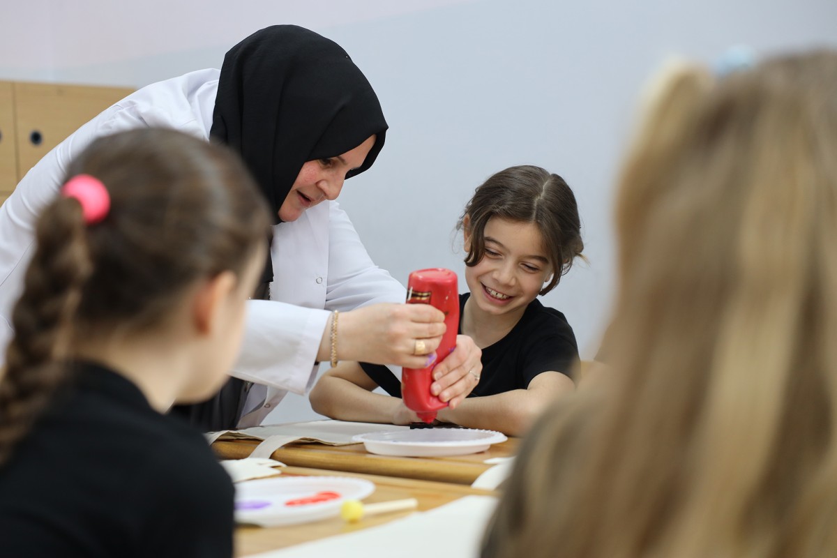 Sakarya'da 23 Nisan Coşkusu: Çocuklar Sanatla Buluştu