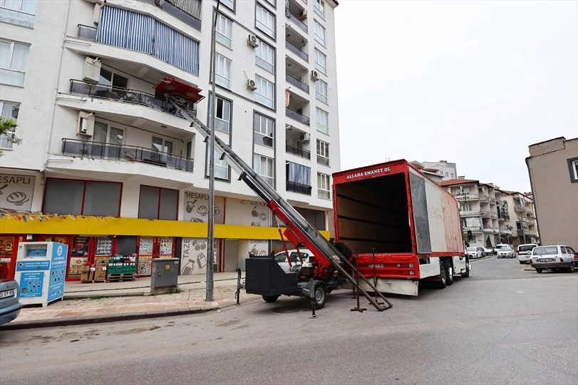 Denizli'den Dar Gelirli Ailelere 10 Bin TL Taşınma Desteği: 1,7 Milyon TL Ödendi