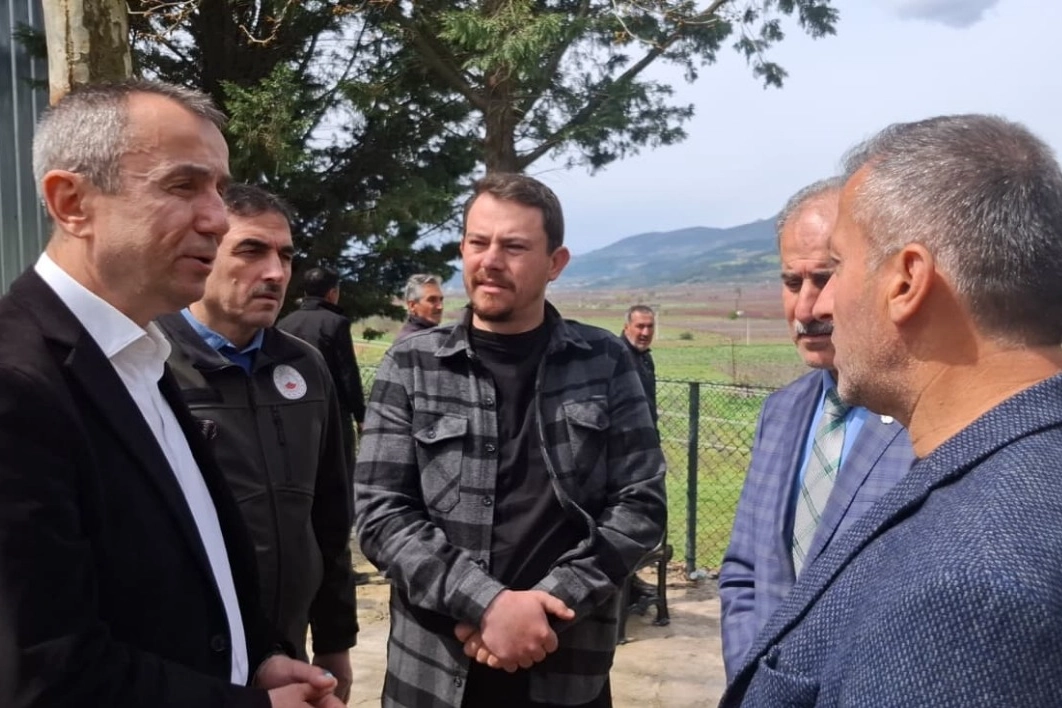 Osmaneli'de Üreticilere Meyve Yetiştiriciliği Eğitimi: Verimlilik Artacak