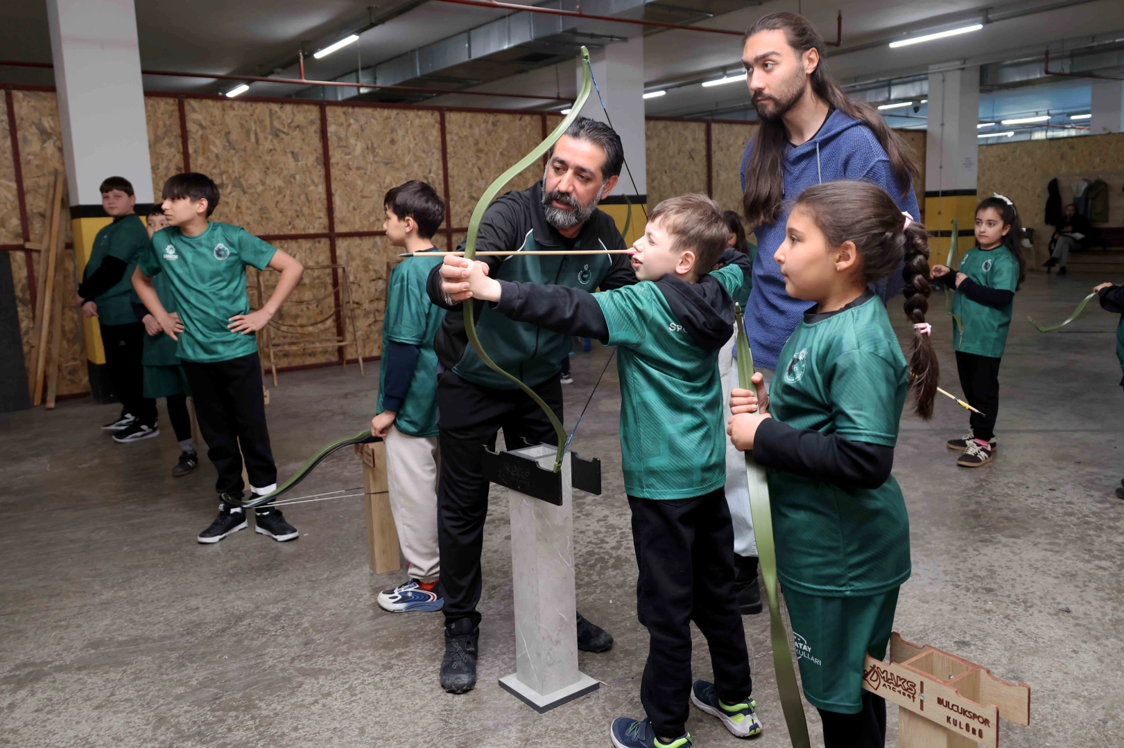 Karatay'da 1600 Öğrenci Kış Spor Okulları'nda Yeteneklerini Geliştiriyor