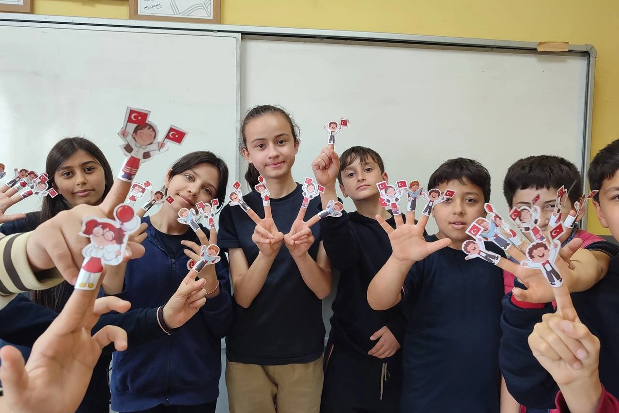 Sakarya'da 10 Bin Çocuğa Bilim Dergisi ve Atölye Erişimi