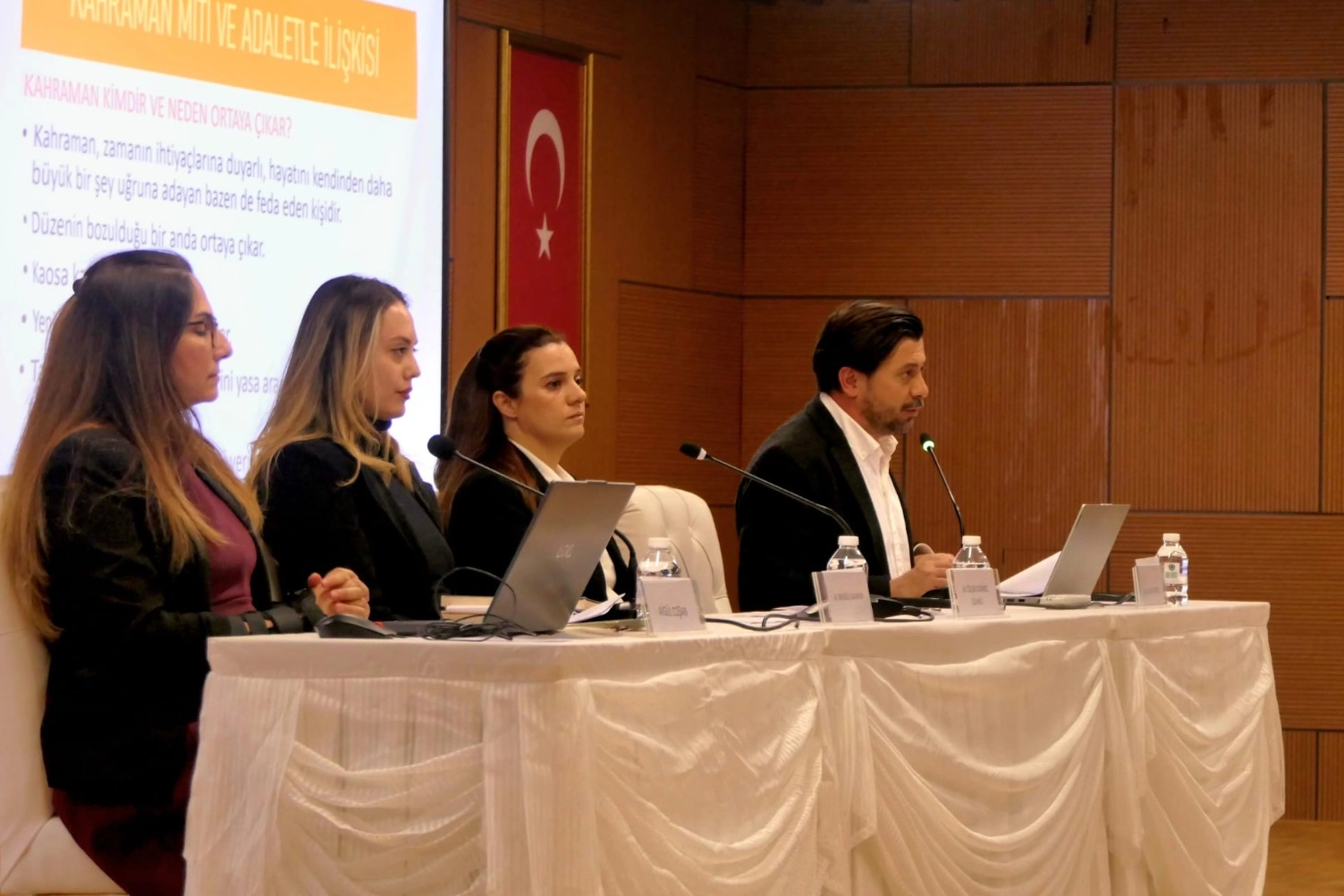 Antik Uygarlıklarda Adalet Anlayışı: 103 Katılımcı Aktiffelsefe Paneli'nde Buluştu