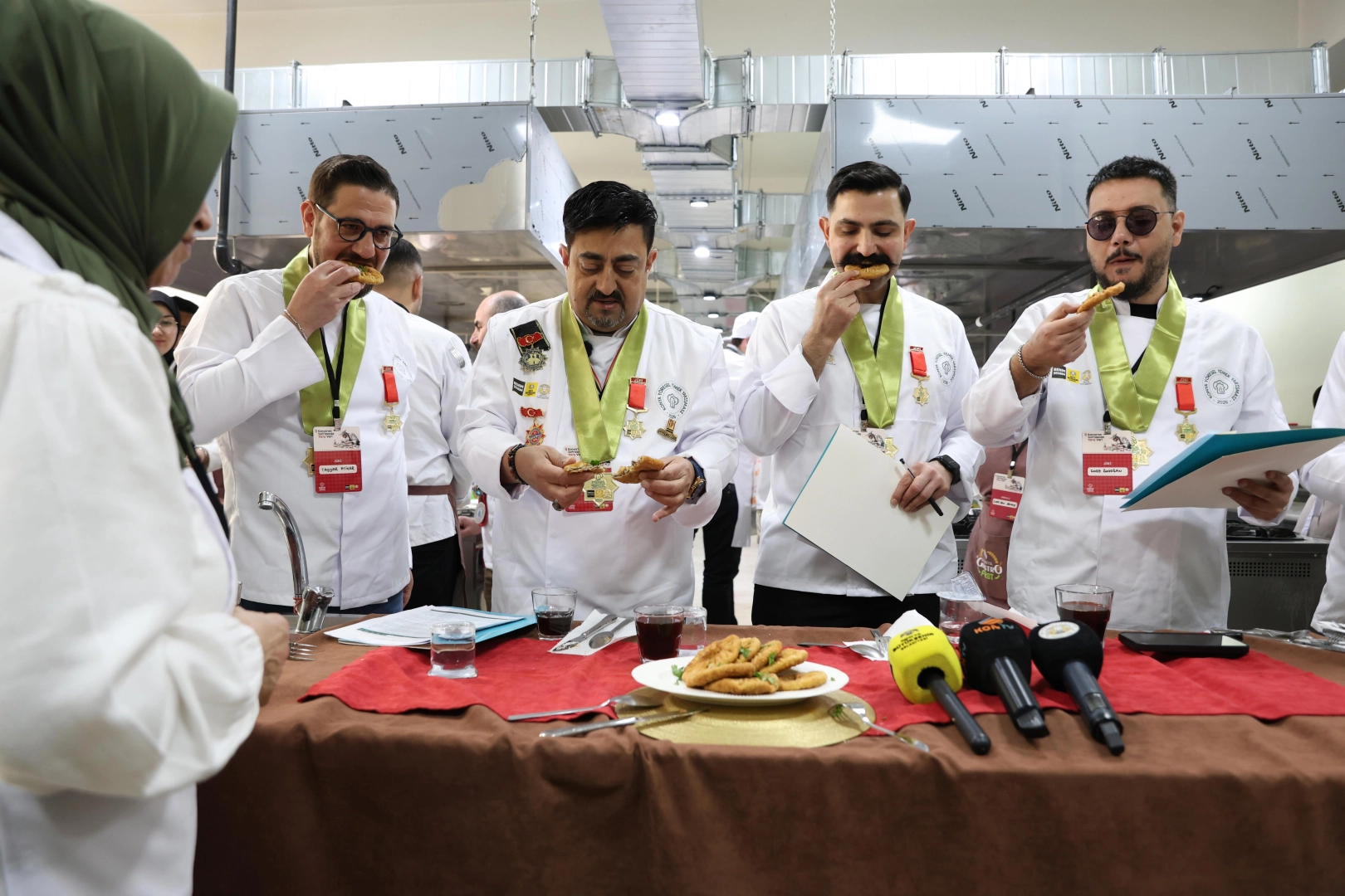 Konya'da 224 Yarışmacı Geleneksel Lezzetler İçin Yarıştı: İlk Tur Sonuçları Açıklandı