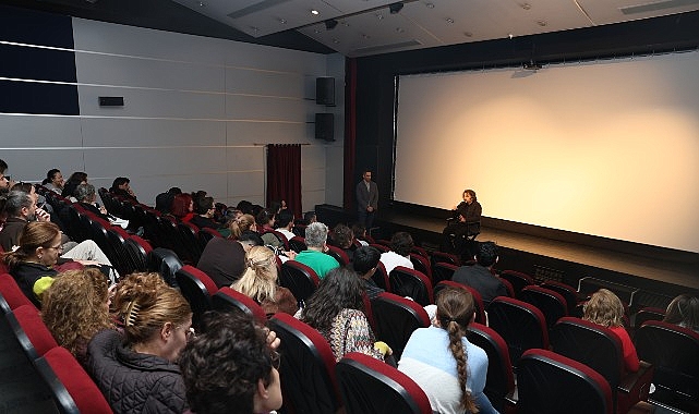 Altın Portakal'da 7 Ödüllü Yönetmen Seyfettin Tokmak Nilüfer'de Sinemaseverlerle Buluştu