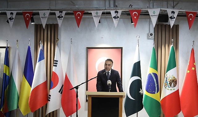 14 Büyükelçilik 23 Nisan'da Çocukları Atatürk Sanat Merkezi'nde Buluşturdu