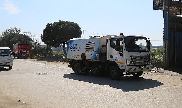 Aydın'da Acarlar Mahallesi ve Halinde Kapsamlı Temizlik Seferberliği