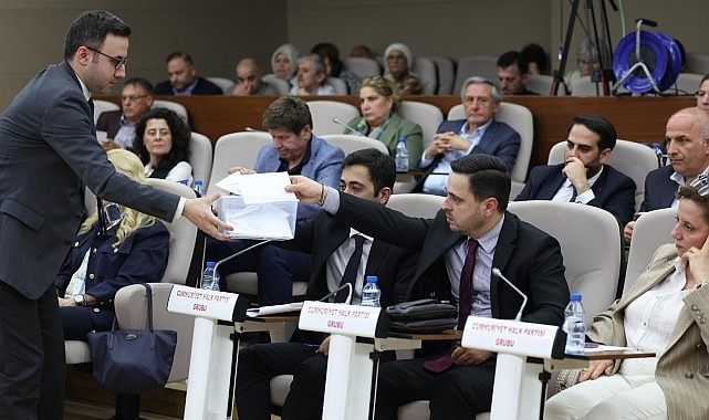 Bakırköy Belediye Meclisi'nde Yeni Dönem: 15 Komisyon ve Encümen Üyeleri Belirlendi