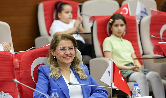 Bakırköy'de Çocuklar 23 Nisan'da Meclis Kürsüsünde Söz Aldı