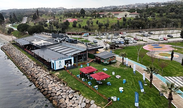 Kocaeli'de Balık Dürüm Trendi: Antik Balık Darıca'da Hizmete Açıldı