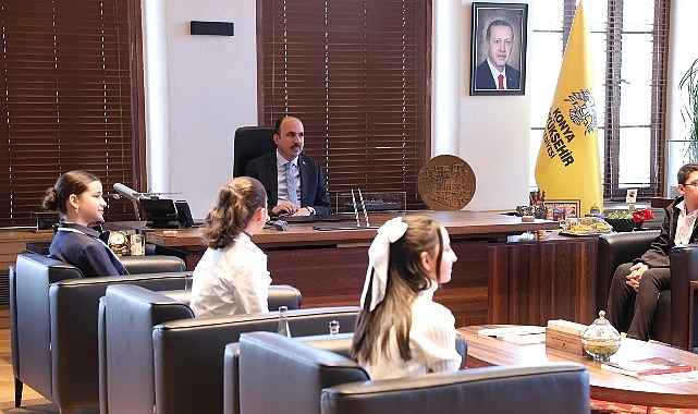 Başkan Altay, 23 Nisan Öncesi Çocuk ve Gençlik Meclisi Üyeleriyle Buluştu
