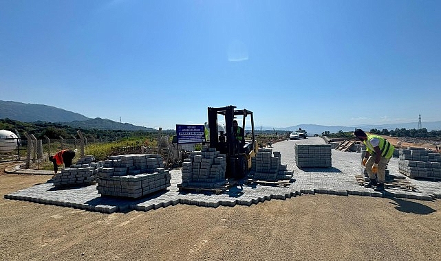 Aydın'da 17 İlçede Eş Zamanlı Ulaşım Hamlesi: Çerçioğlu'nun Projeleriyle Altyapı Güçleniyor