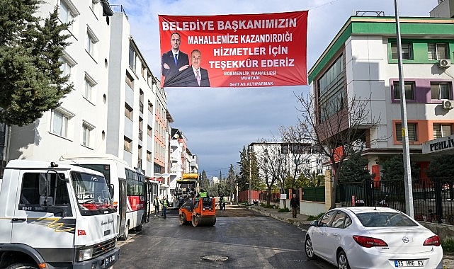 Bornova'da Desenli Asfalt Dönemi: Başkan Eşki Egemenlik Mahallesi'nde İncelemelerde Bulundu