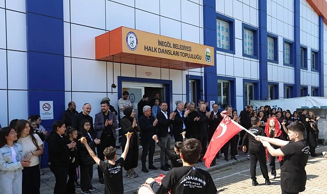 İnegöl Halk Dansları Ekibi Bursa'da 3 Birincilik Kazandı, Başkan Taban Ziyaret Etti