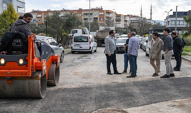 Bornova'da 3 Ayda 722 Çukura Müdahale: Yıl Sonuna Kadar 5 Bin Çukur Hedefi
