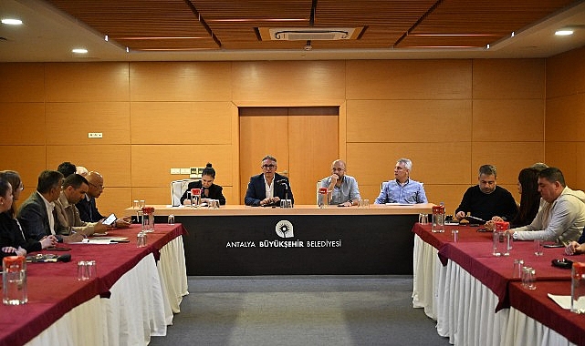 Antalya'da Deniz Yaşamını Canlandıracak Yapay Resif Projesi 25 Haziran'da Başlıyor