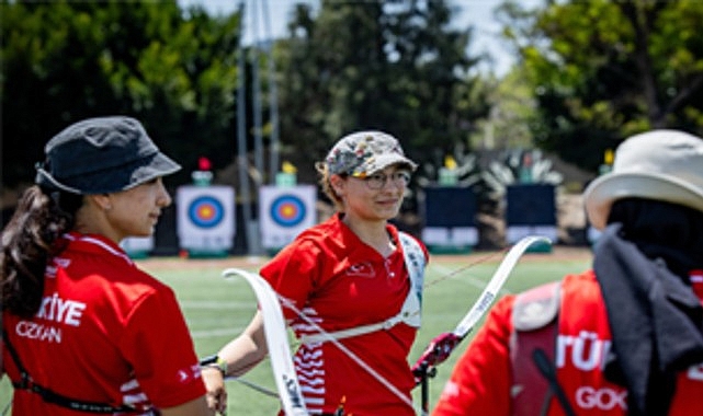 İzmirli Okçu Dünya Yenihayat, Dünya Kupası'nda Gümüş Madalya Kazandı