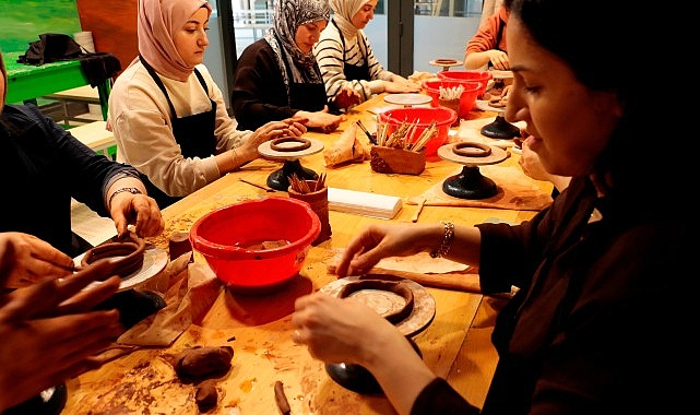 Kocaeli'de Çamurdan Sanata Yolculuk: SEKA Müzesi'nde 2. Dönem Başladı