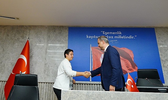 Beylikdüzü Çocuk Meclisi 23 Nisan'da Hayallerini Paylaştı: 'Düşünceleriniz Kentin Geleceğini Şekillendirecek'