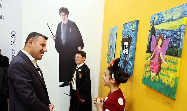 110 Çocuk 150 Eserle Görsel Kahramanlar Sergisi'nde Buluştu