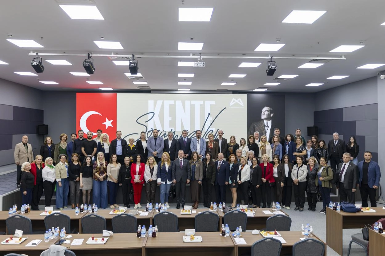 Seçer: Mersin 7 Yılda Önemli İvme Kazandı, Marka Kent Olma Yolunda