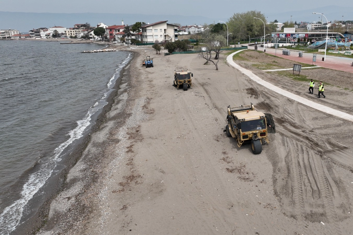 Bursa Sahilleri Yaz Sezonuna Hazır: 15 Plajda Temizlik ve Düzenleme