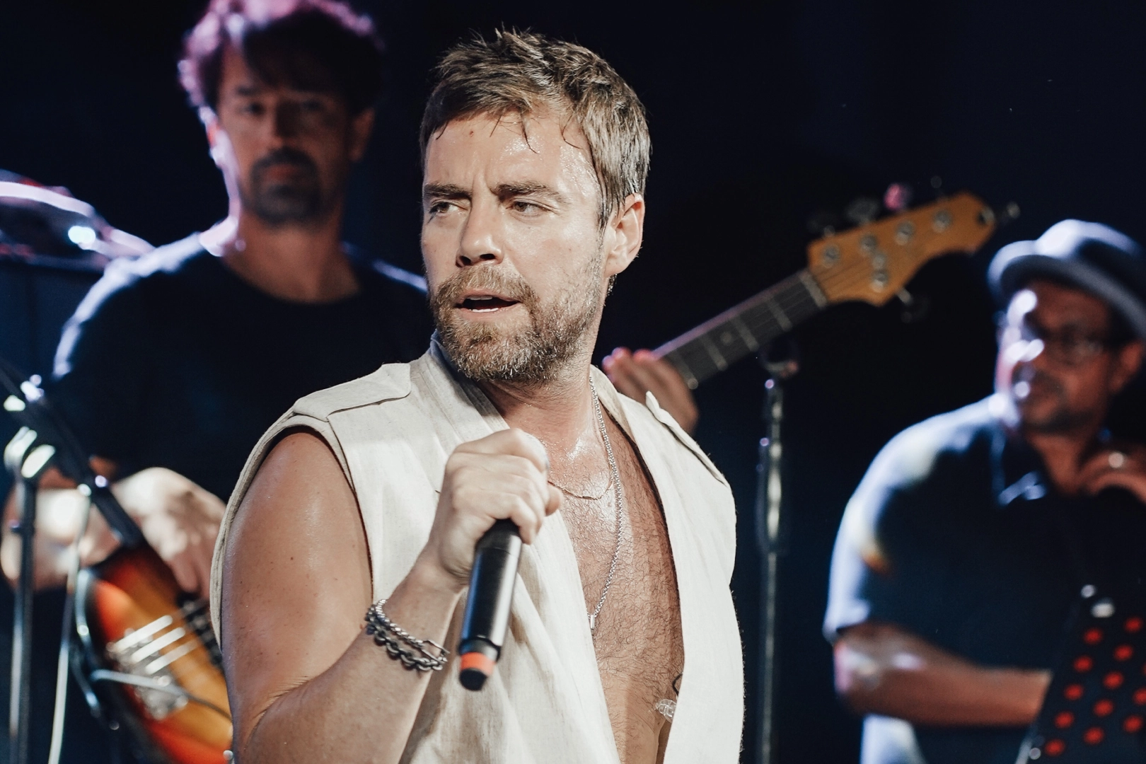 Alaçatı Ot Festivali'nde 3 Gece Müzik: Berkay, Simge Sağın ve Murat Dalkılıç