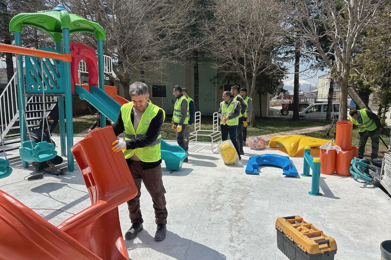 Doğanşehir'de 5 Mahalleye Modern Çocuk Parkı: 'Parksız Mahalle Kalmayacak'