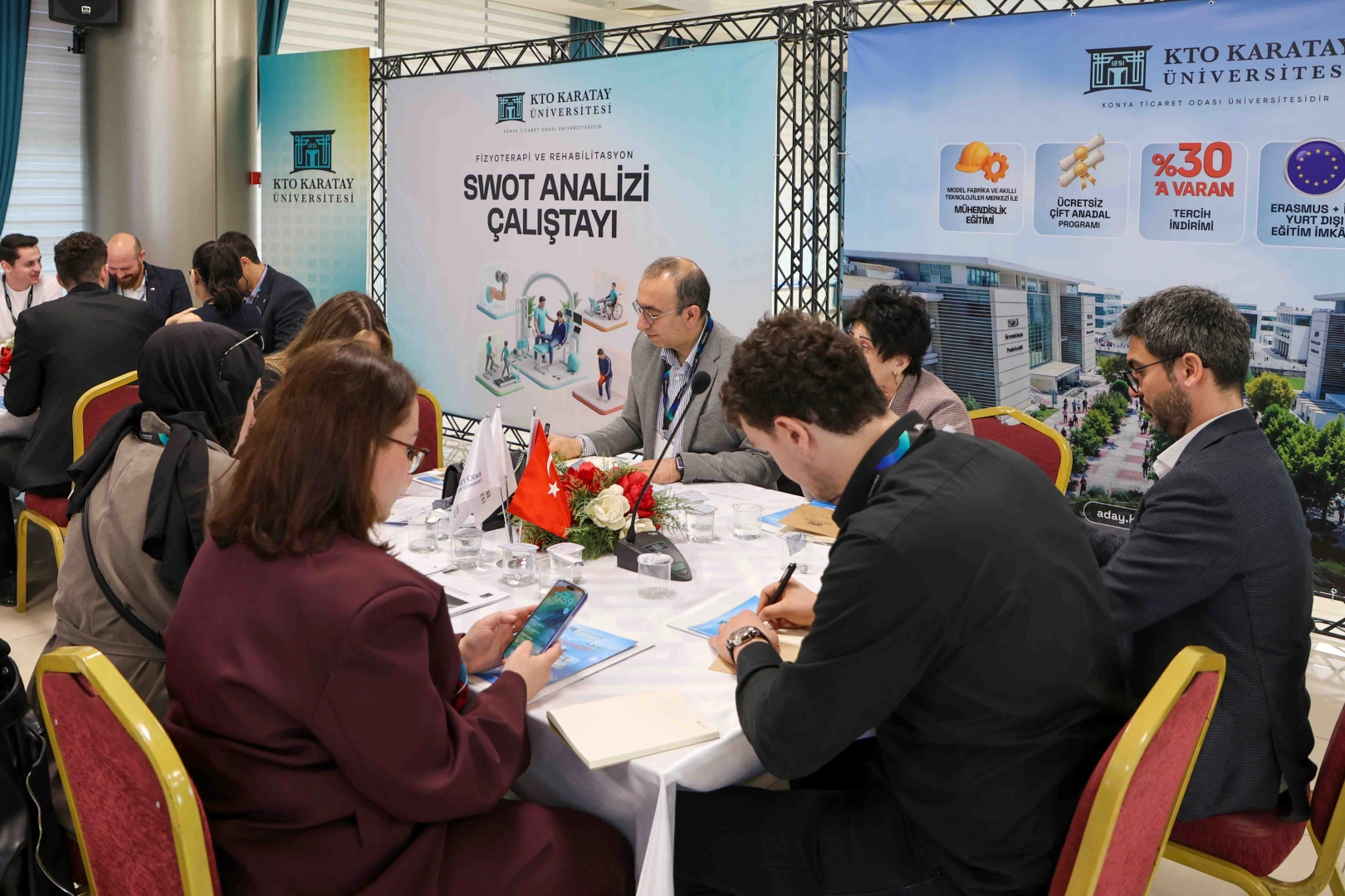 KTO Karatay'da Fizyoterapi SWOT Çalıştayı: 8 Üniversiteden Akademisyenler Bir Araya Geldi