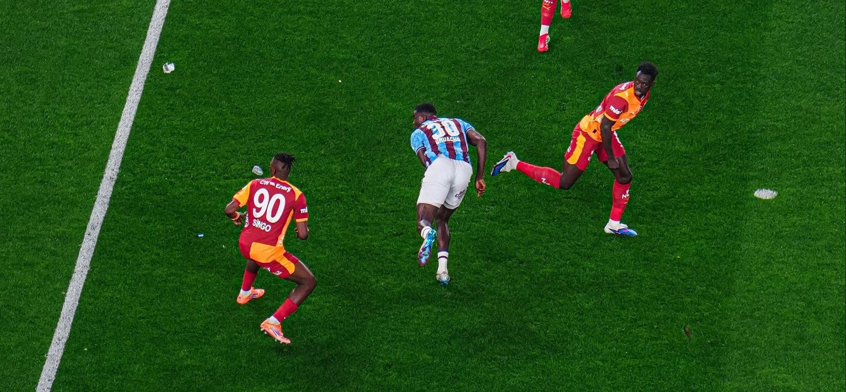 Trabzonspor, Galatasaray'ı 2-1 Yenerek 882 Gün Sonra Büyükler Galibiyeti Aldı