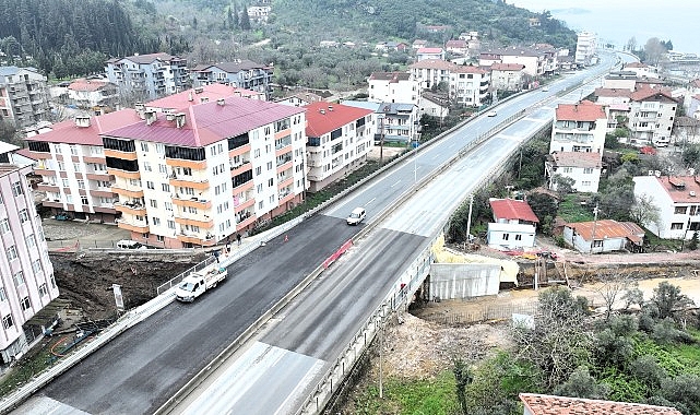 Gölcük Ulaşlı'da 58 Fore Kazıkla Alt Geçit Projesi Hız Kesmiyor