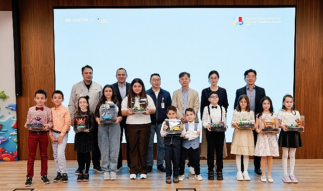 Hyundai'nin Resim Yarışmasında 10 Çocuğun Hayali 3 Boyutlu Makete Dönüştü