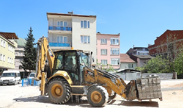 İnegöl'ün Kalbinde 146 Araçlık Ücretsiz Otopark ve Çocuk Oyun Alanı Yükseliyor