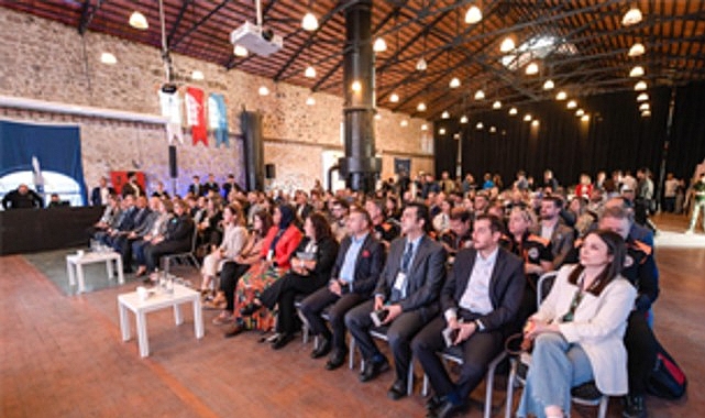 İzmir'de İklim Direnci Projesi Tanıtıldı: Kadın ve Çocuklar Öncü Oldu