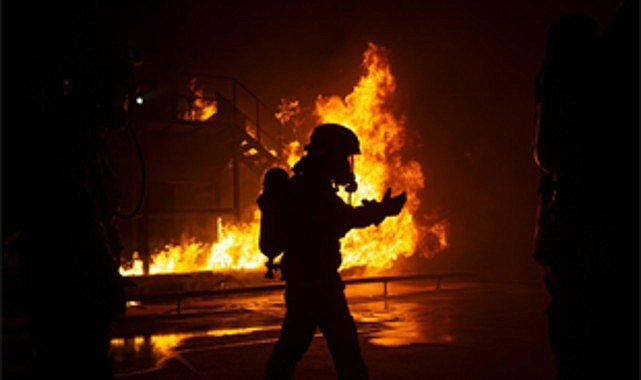 İzmir İtfaiyesi 2 Haftalık Özel Eğitimle Zorlu Senaryolara Hazırlandı