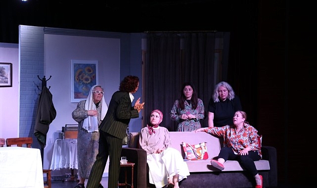 Kadın Sığınağı Oyunu Sezon Finalinde Kapalı Gişe Oynadı