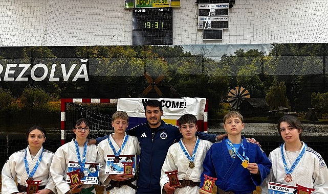 Kağıtspor Nisan Ayında 6 Branşta 15 Madalya Kazandı