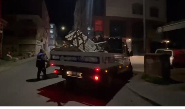 Lüleburgaz'da Kaldırım İşgaline Sert Müdahale: 2 İşletmeye El Koyma