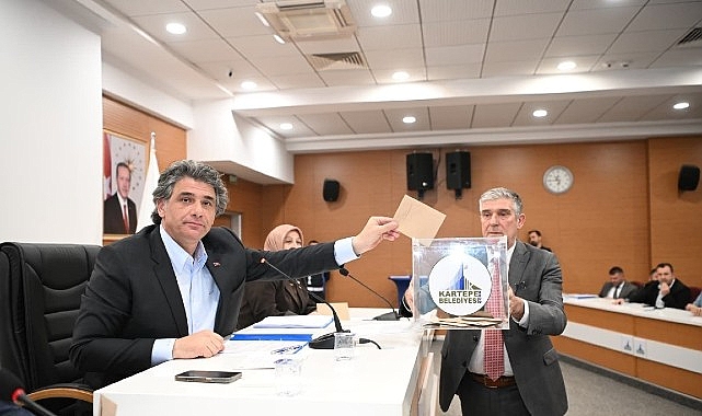 Kartepe Belediye Meclisi'nde Komisyonlar ve Encümen Üyeleri Belirlendi