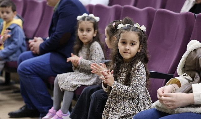 Kartepe'de Tiyatro Coşkusu: 2 Oyunla Sanat Dolu Hafta Sonu