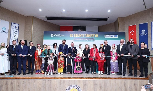 KO-MEK Yıl Sonu Sergisi Gölcük'te Açıldı: Büyükakın 'Büyük Bir Aile Oldu' Dedi