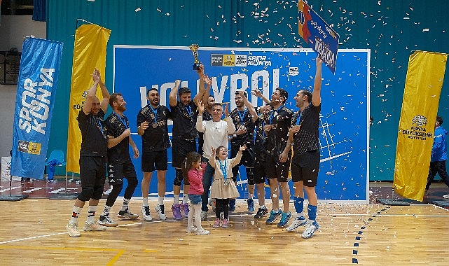 Konya'da 73 Kurumdan 875 Sporcu Katıldı: Voleybol Turnuvası Şampiyonu Konya Barosu