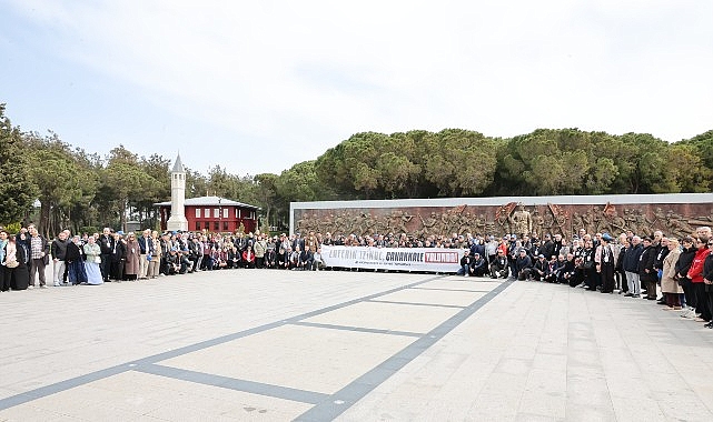 Küçükçekmece'den 150 Emekli Çift Çanakkale'de Tarih Yolculuğuna Çıktı