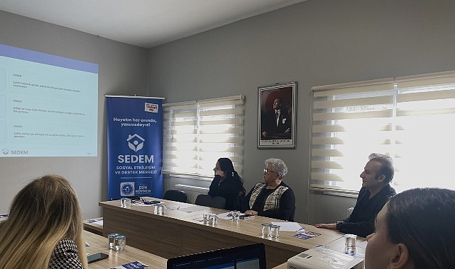 Maltepe'de Muhtarlara Toplumsal Cinsiyet Eşitliği Eğitimi: Şiddet İnsan Hakkı İhlalidir