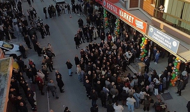 Menderes'te 2 Yılda 462 Kişi İş Buldu, 46 Bin m² Asfalt Döküldü