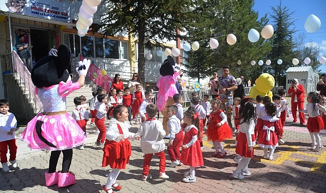 Kahramankazan'da Minikler 23 Nisan Coşkusunu Kreşte Yaşadı